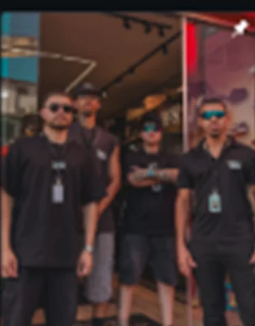 Fachada e Equipe da Street Store em Itabira